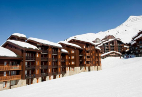 Отель Maeva Particuliers Résidence Les Chalets des Arolles, Мако-Ла-Плань